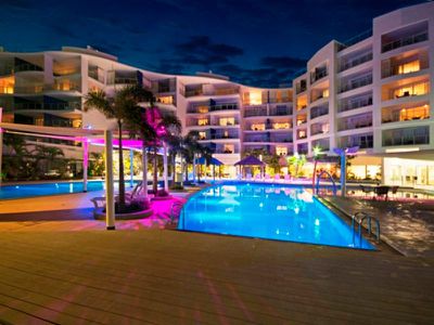 420 / 569-571 Charlton Esplanade, Urangan
