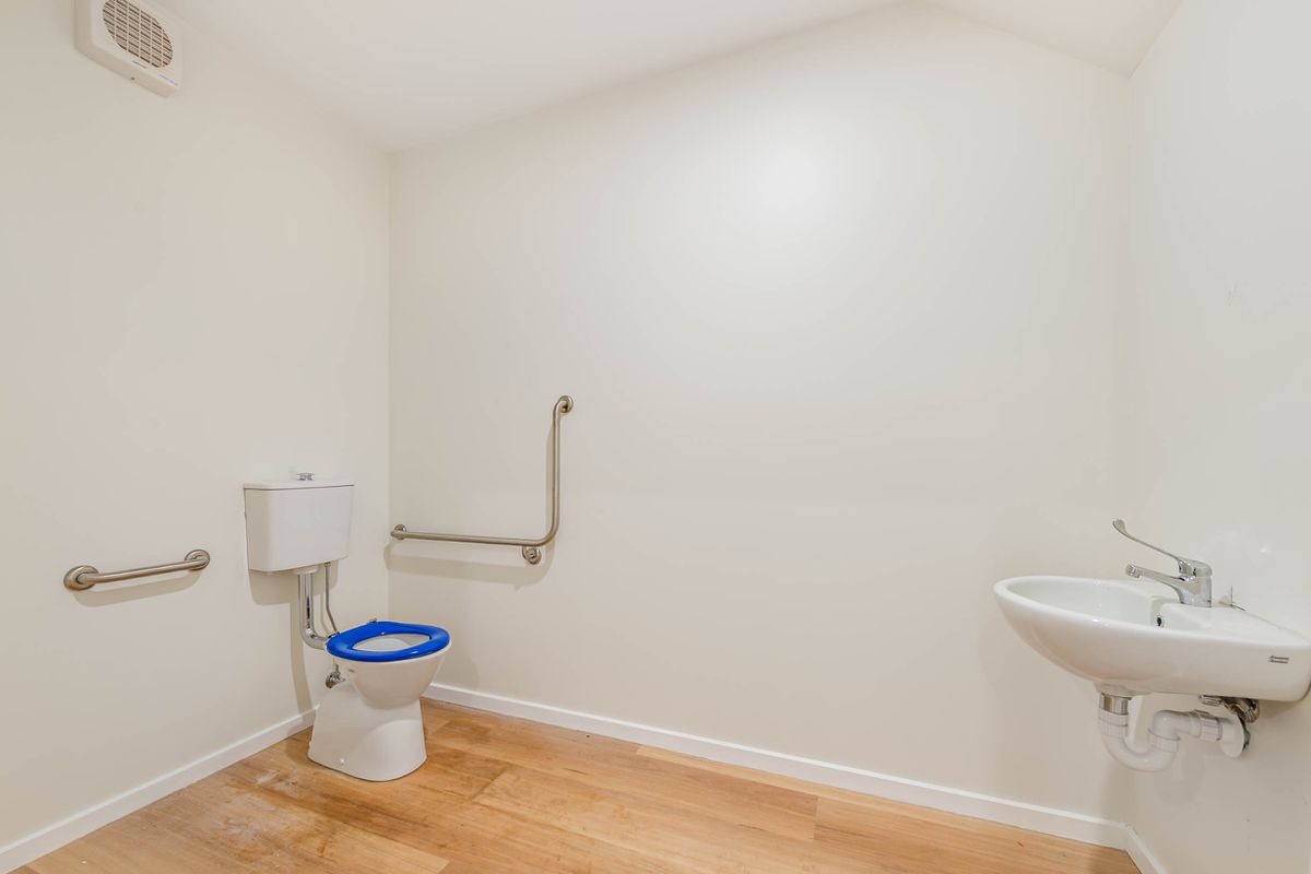 11A Ganton Court, Williamstown