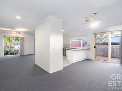 2 Damon Close, Narre Warren South