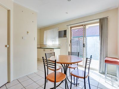 9 / 3 ROSEGUM PLACE, Redbank Plains
