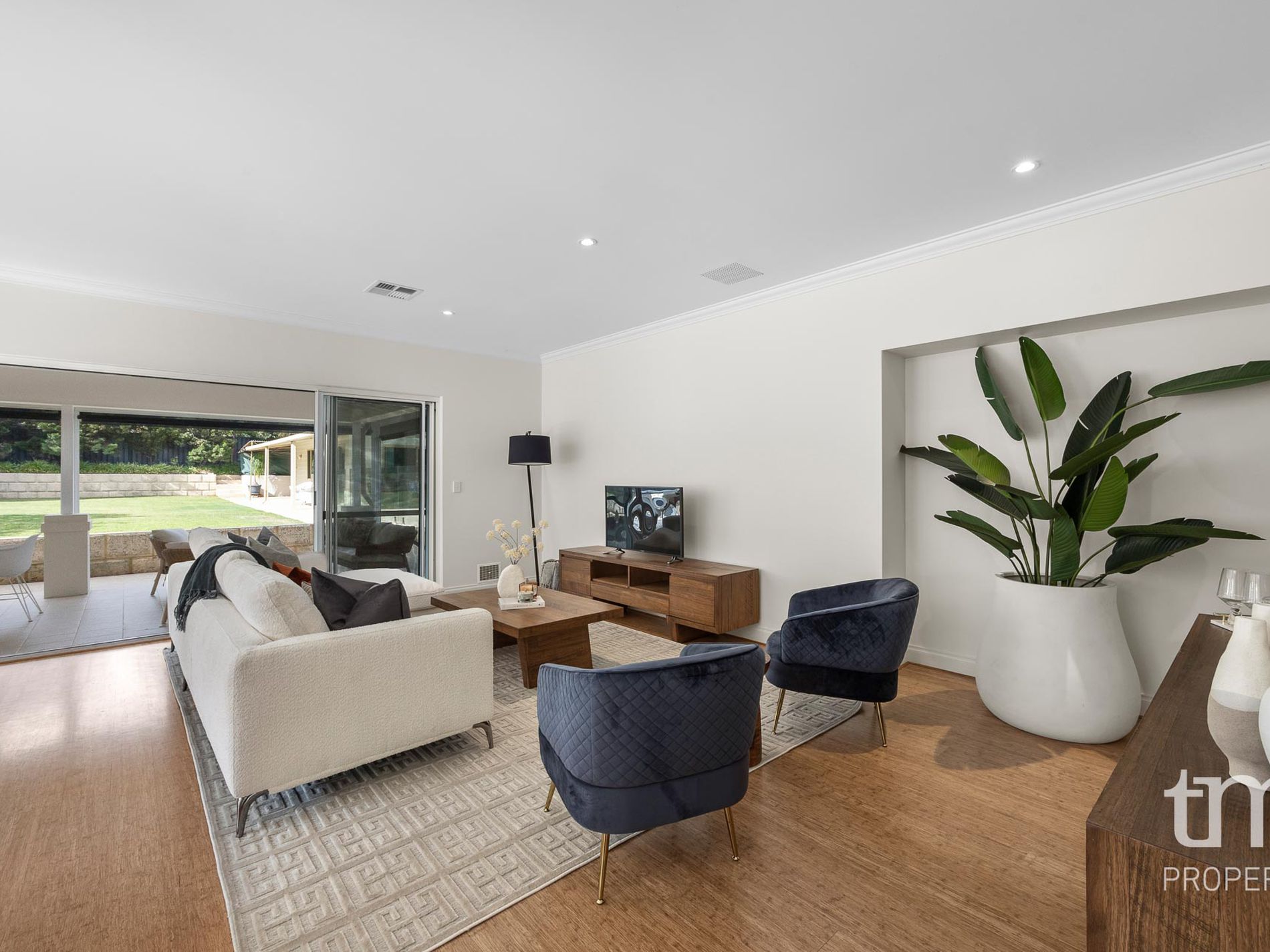 16 Baird Avenue, Nedlands