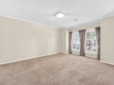 128 Laurimar Boulevard, Doreen