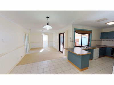 2 Gwydir Court, Dubbo