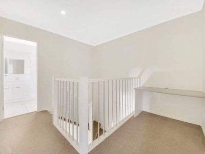 1 / 1 Collins Lane, Kin Kora