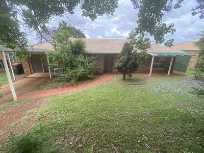 9 Fairview Drive, Kingaroy