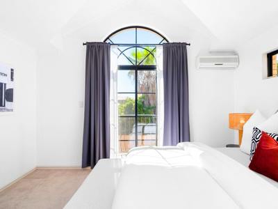 3 / 163 Stock Road, Attadale