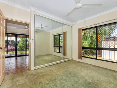 7 Hale Court, Gunn