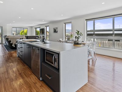 1 / 4 Dorgan Court, Cygnet