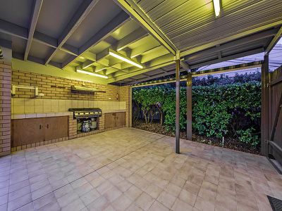 84 Gwynne St, Wynnum West