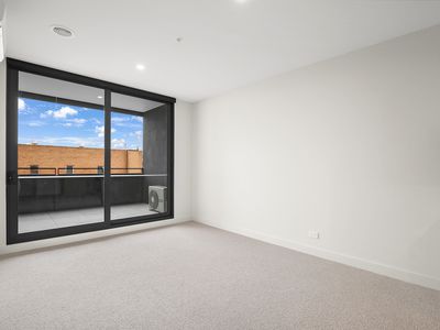 205/380 Bell Street, Preston