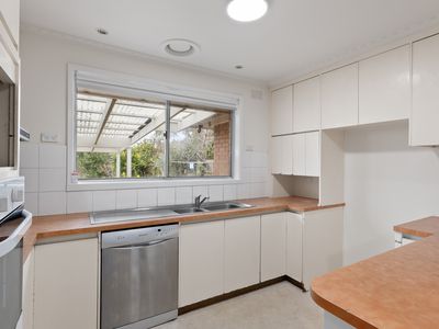 14 Fairfield Avenue, Belmont