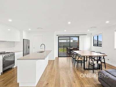 44 Butterfactory Drive, Calderwood