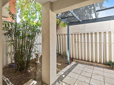 4 / 142 Palmerston Street, Perth