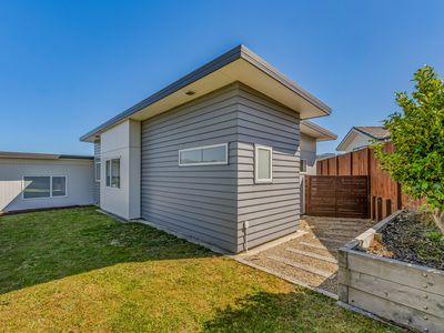 124 John Burke Drive, Aotea