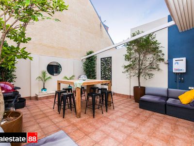 6 Boans Lane, East Perth