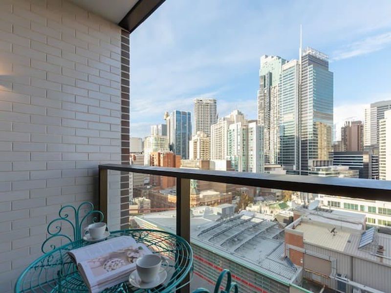 1601 / 83 Harbour Street, Haymarket