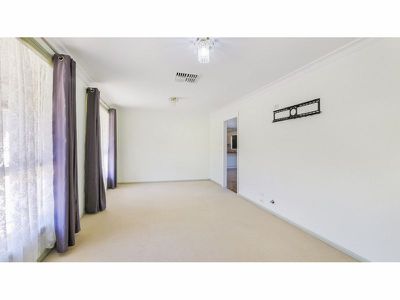 21R Wilfred Smith Drive, Dubbo