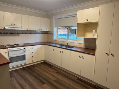 2 / 24 Flinders Street, Parkes