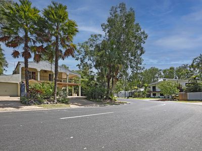 41 Satellite Street, Clifton Beach