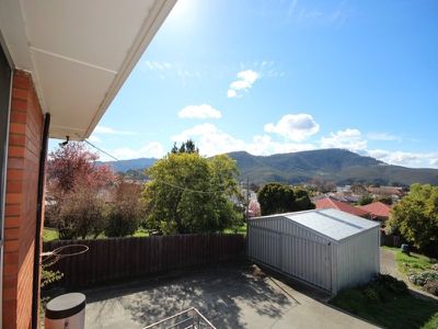 16 Barnett Avenue, New Norfolk