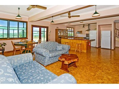 73 Alperton Road, Burbank
