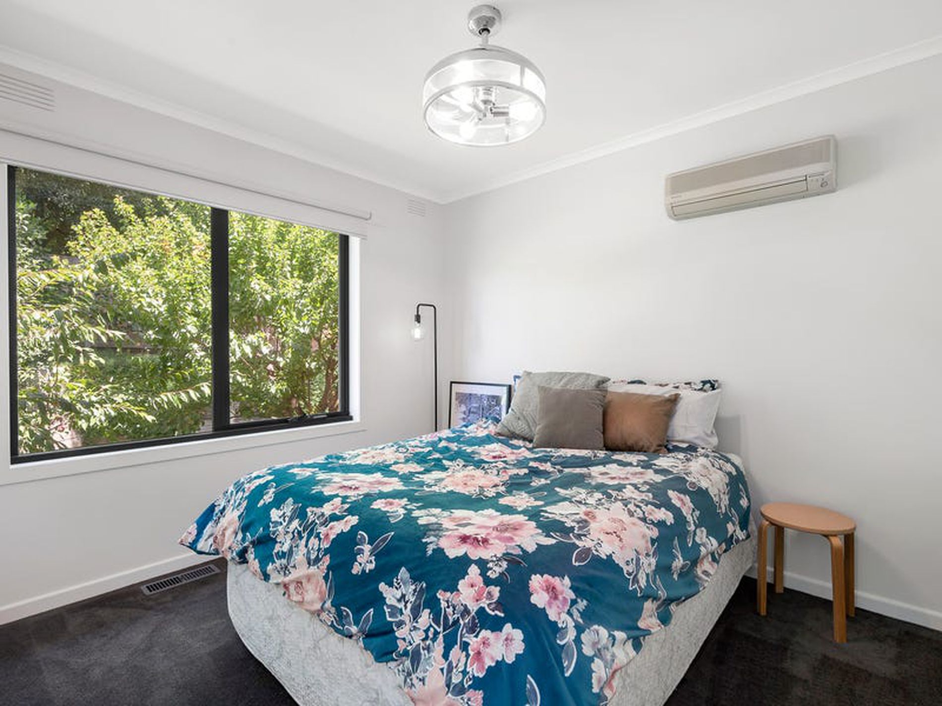 35 Queens Road, Newtown