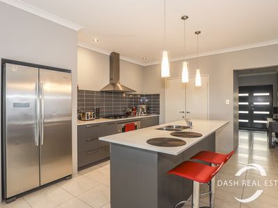 6 Mamoose Road, Banksia Grove