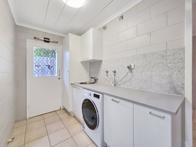 5 / 23 Tower Avenue, Atherton