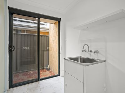 25 Wallarah Cct, Baldivis