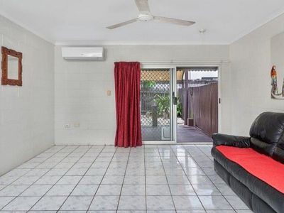 3 / 8 Short Street, Redlynch