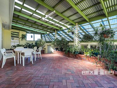 14 Munro Close, Hampton Park