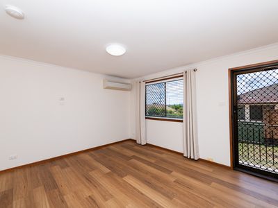2 / 18 Southbar Road, Karabar
