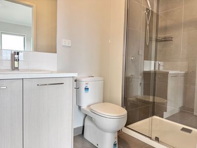 19 Elderflower Street, Manor Lakes