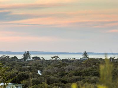6 Robyn Court, Rye