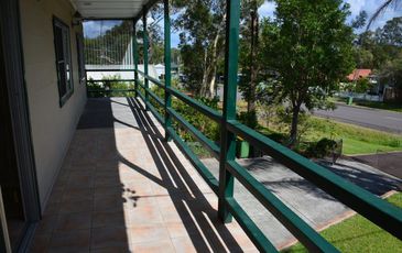 26 Cams Boulevard, Summerland Point