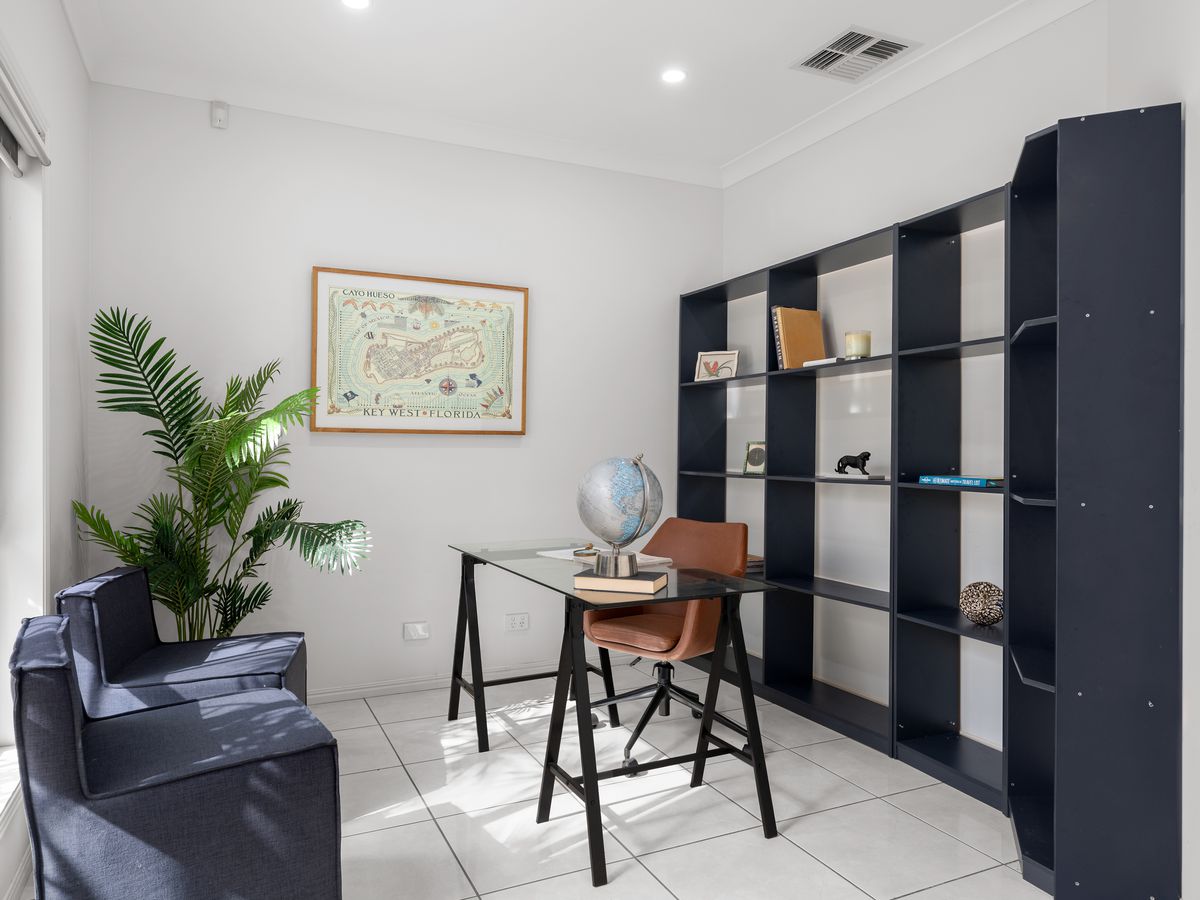 192 Lakeside Avenue, Springfield Lakes