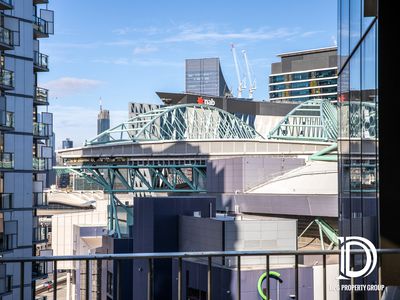 915 / 677 La Trobe Street, Docklands