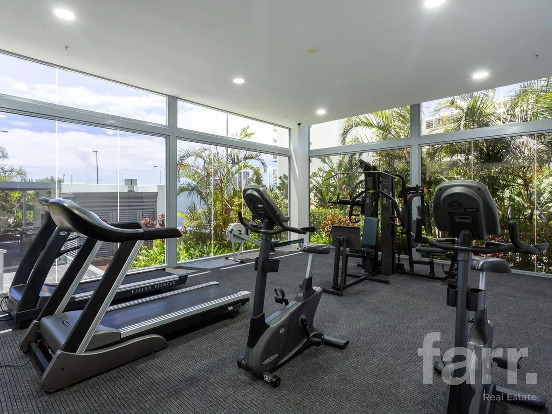 1101 / 4 Como Crescent, Southport