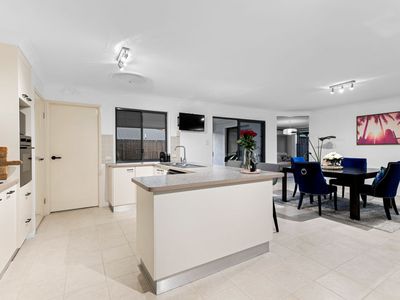 15 Luigina Close, Wakerley