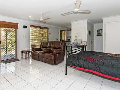 84 Bayley Road, Pine Mountain