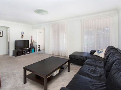 15 Amanda Place, Horsley