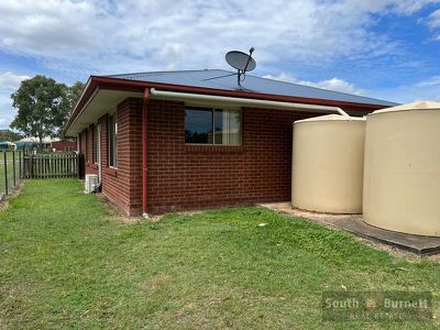 24 Hawthorn Street, Nanango