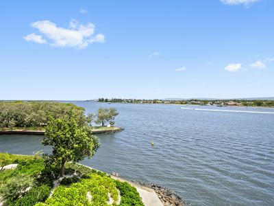 31306 / 2 Ephraim Island Bridge, Paradise Point