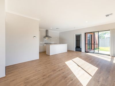 5 Cloudburst Avenue, Baldivis