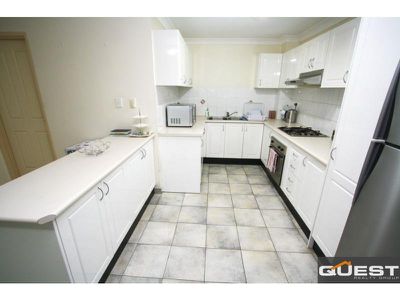 11 / 9-11 Carmen Street, Bankstown