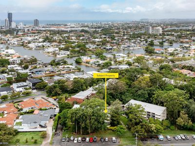 10 / 26 Holland Court, Broadbeach Waters