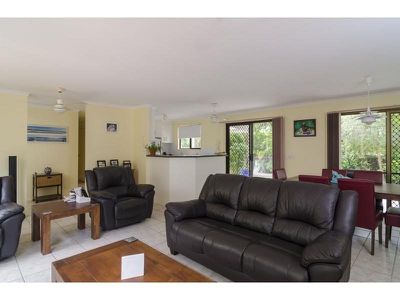 3 Sunset Way, Cooroibah