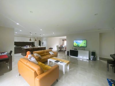 25 Chartwell Avenue, Truganina