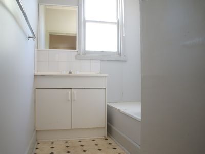 13 O'Connor Street, Horsham