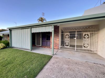 13 / 12 Denmans Camp Road, Torquay